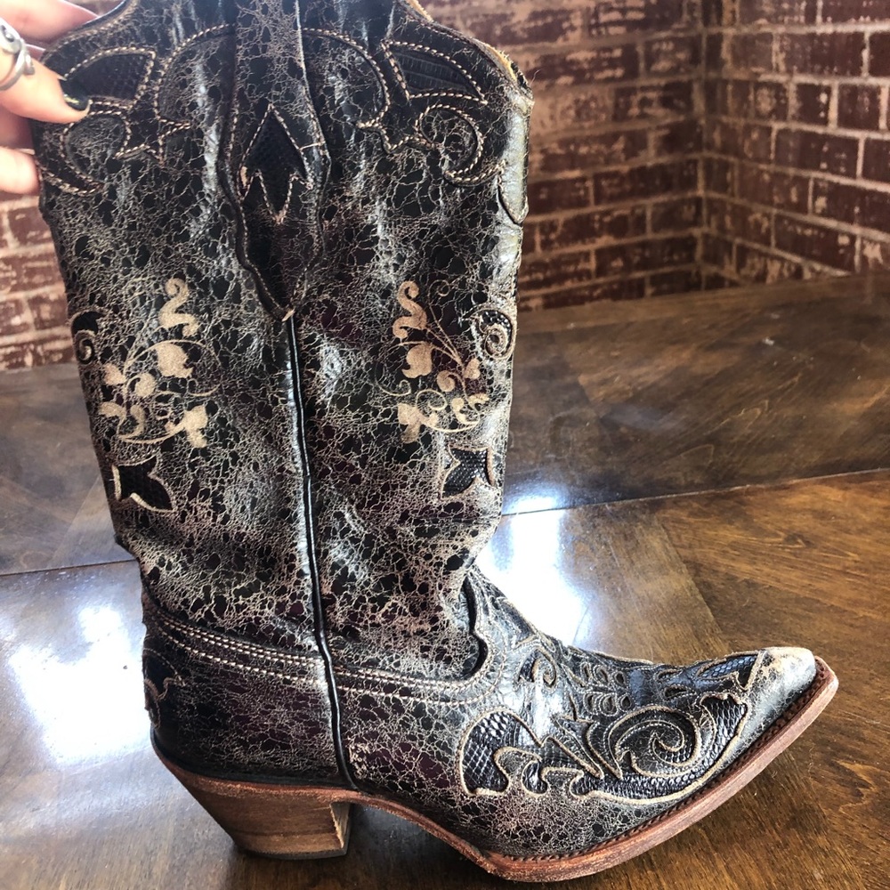 Genuine lizard handmade cowboy boots